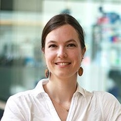 Dr Renske Vroomans