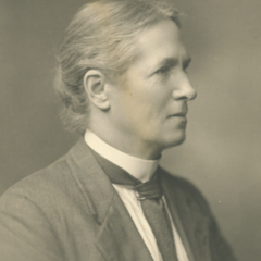 E Saunders