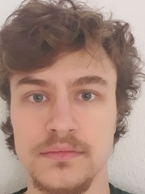  Ben Schneider 