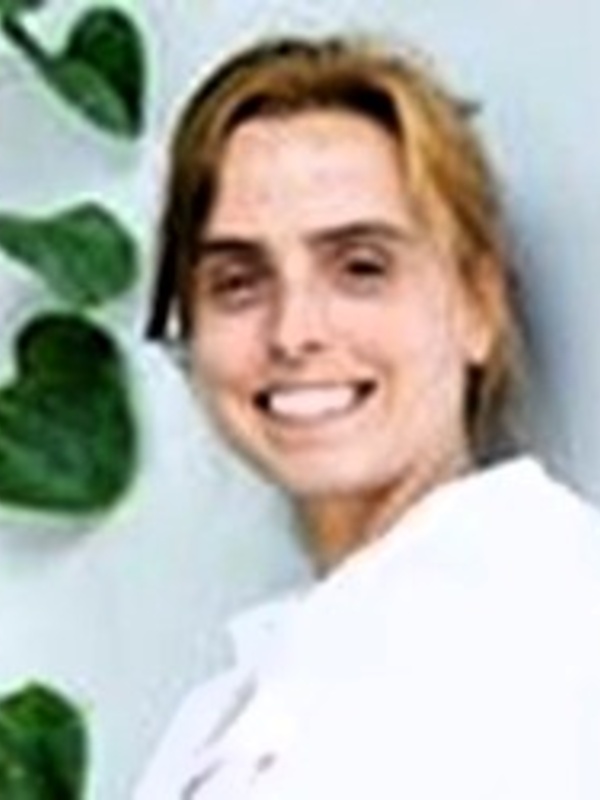 Dr Edwige Moyroud