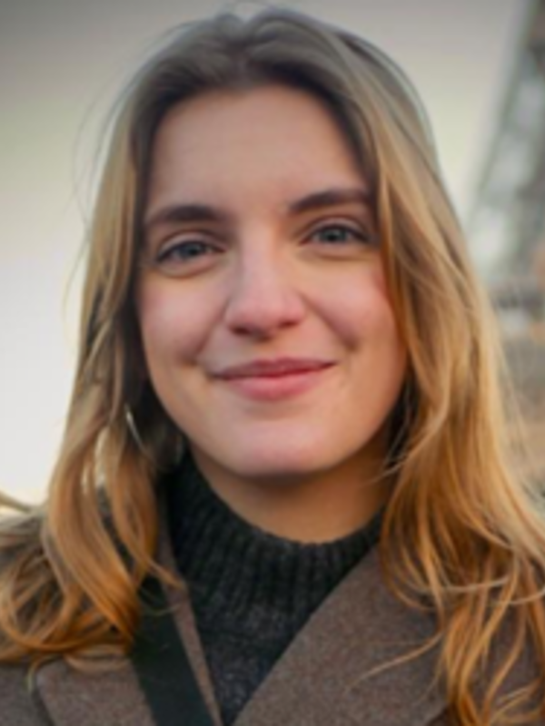  Emilie Finch 