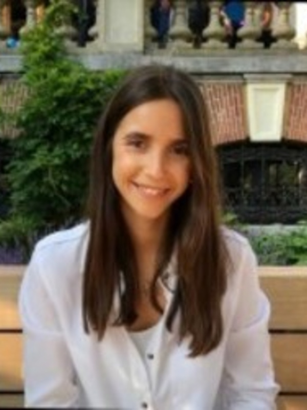  Mariana Perez Duque