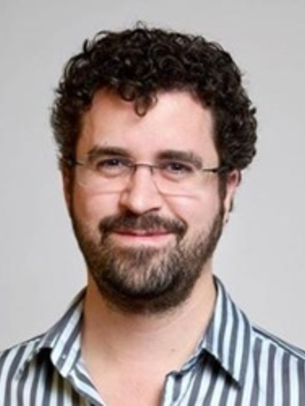 Dr Michael Imbeault