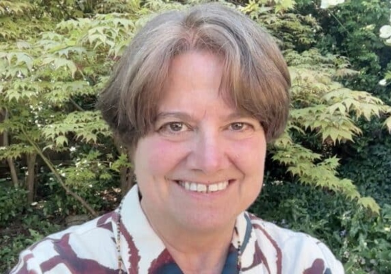 Julie Ahringer